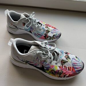 Nike odyssey react tropical floral, women’s 10.5